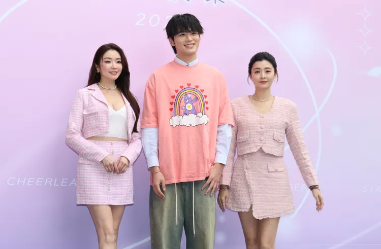 王品澔（中）參加團拜氣色不錯。莊宗達攝