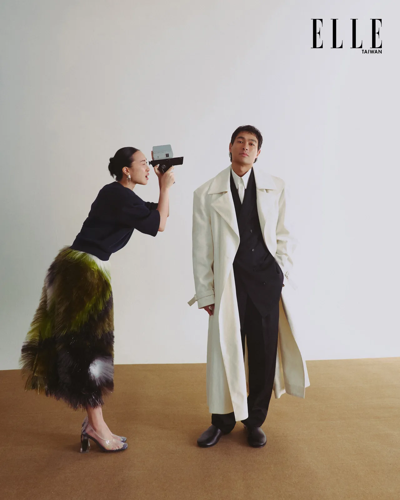 楊祐寧（右）、Melinda（左）拍攝《ELLE》封面。《ELLE》國際中文版提供
