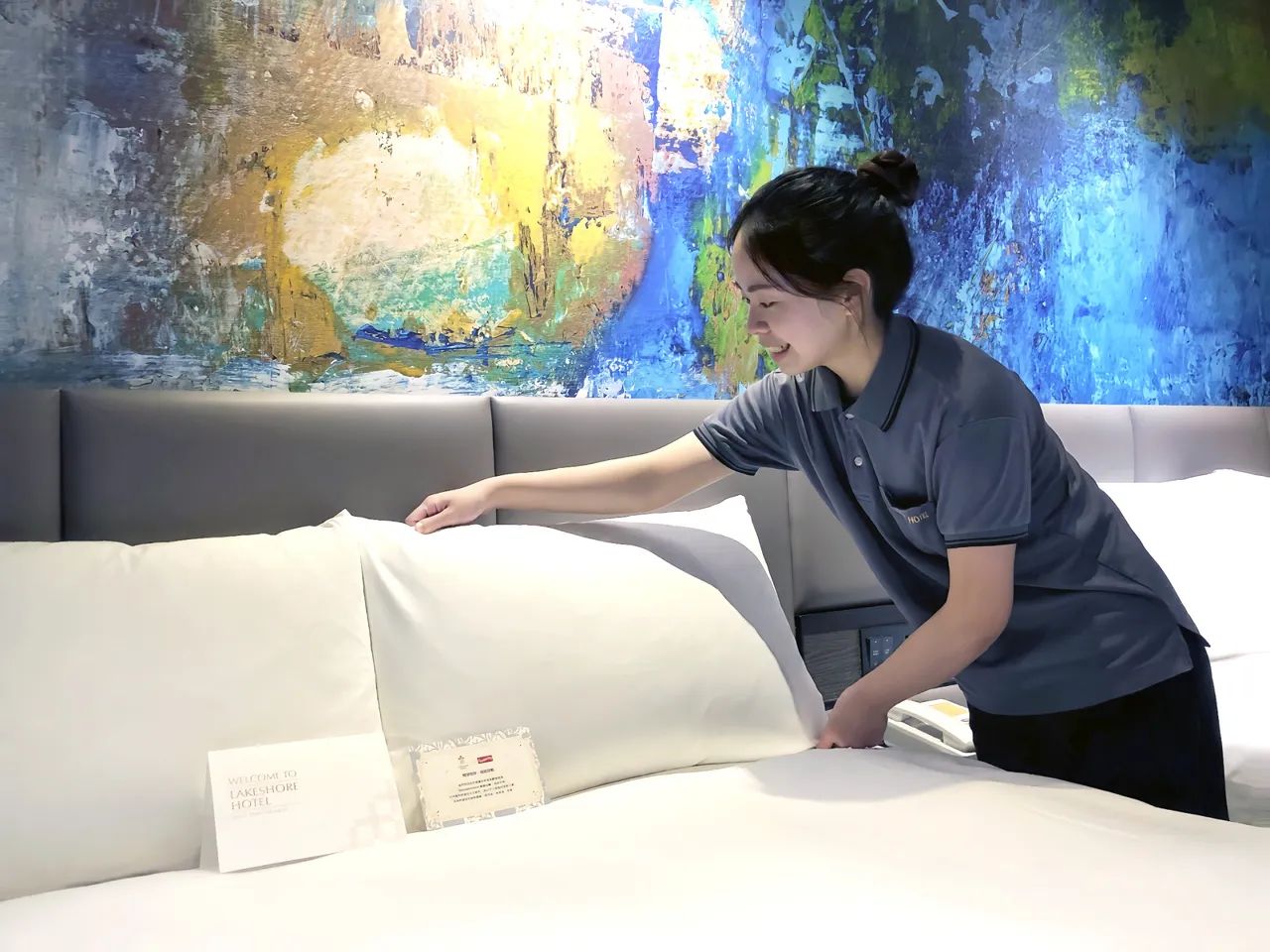 今年將調升整房獎金，未來房務員年薪可望挑戰100萬元。煙波國際觀光集團提供