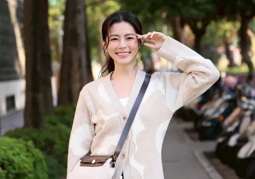 搜包專訪｜任容萱巴黎行迷倒法國領隊！任媽鼓吹赴私約　