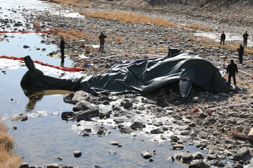 韓國眼鏡蛇軍用直升機墜毀　2名飛官殉職