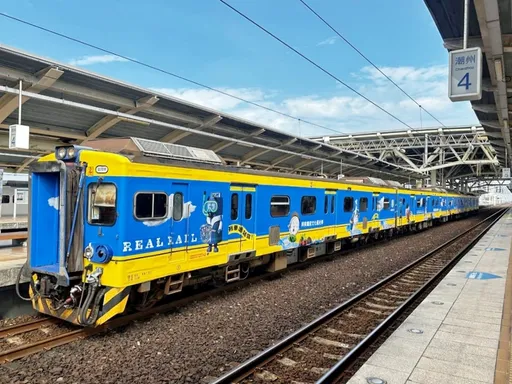 噹噹一族彩繪列車上路！屏東鐵道文化觀光祭　陪遊客春節小站巡禮