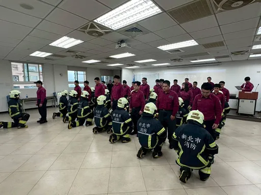 傳承使命！新北第三救災救護大隊師徒制拜師儀式登場　22名新血走向光榮之路