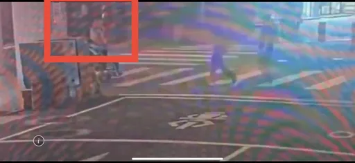 西門町爆隨機攻擊！鐵拳打傷路人　警公布「背包男」畫面追緝