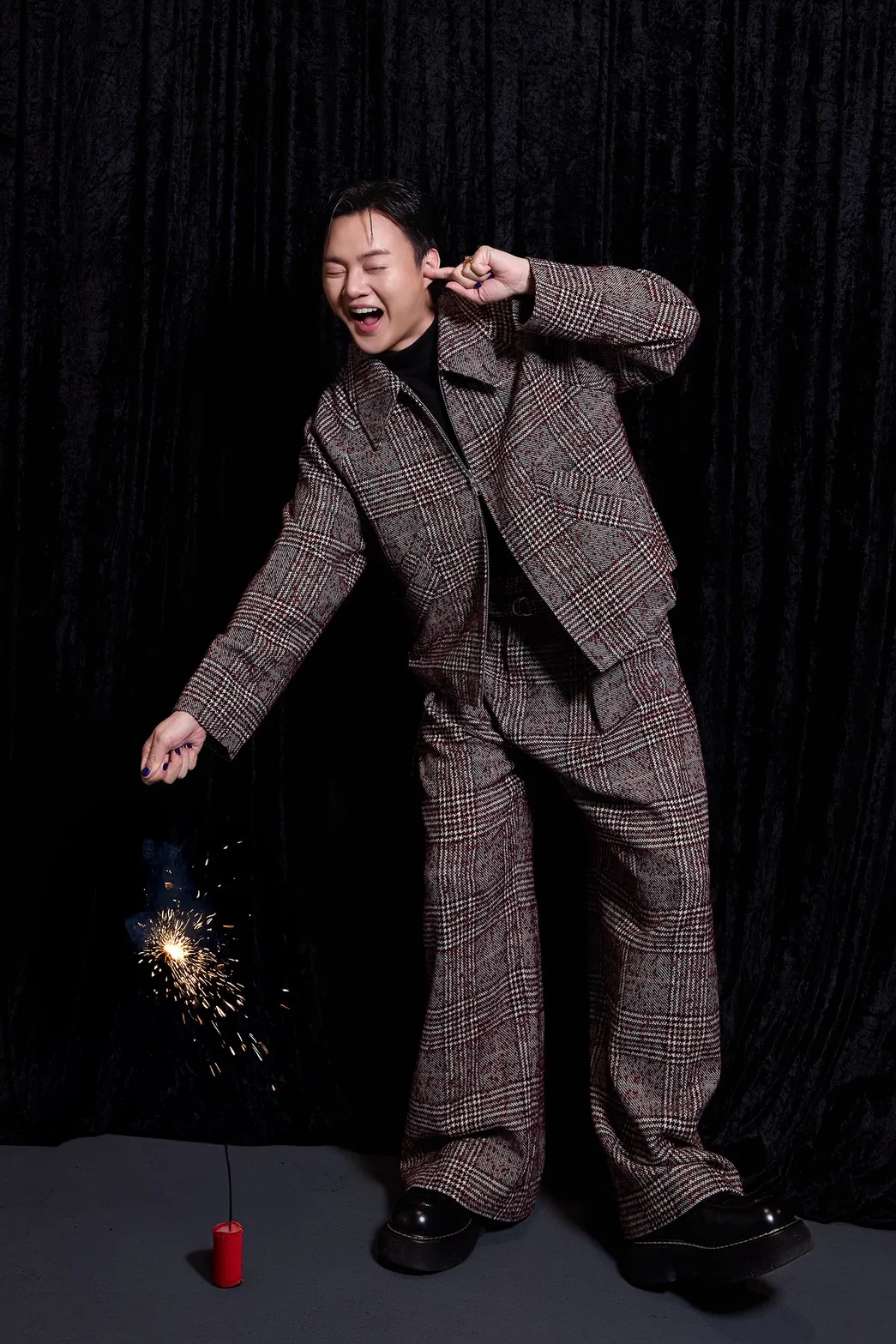 許富凱開心迎新年。何樂音樂提供