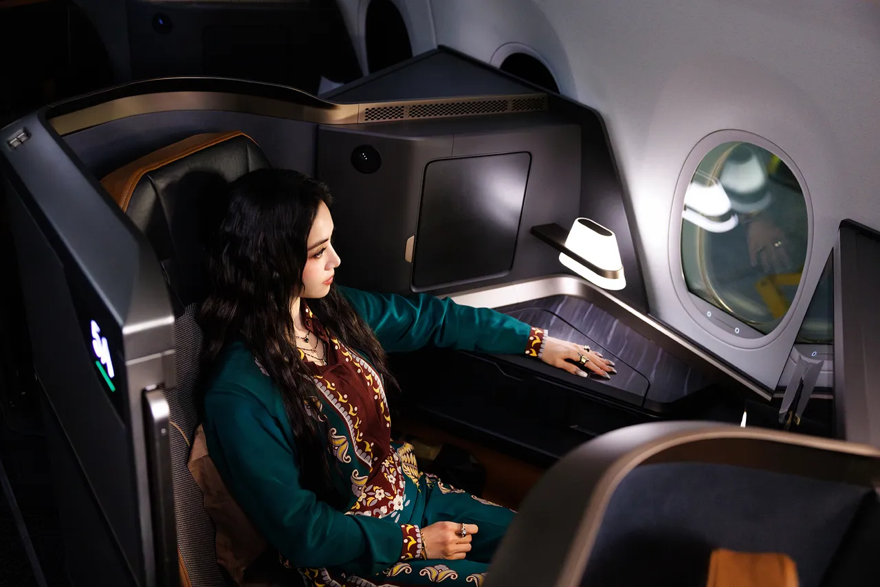 蔡依林新版《布拉格廣場》MV以「座位5A」為故事起點。星宇航空提供