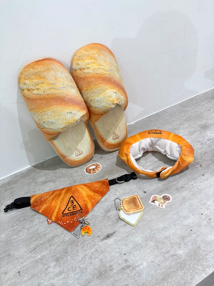 寵物可頌頭套、領巾以及可愛周邊。張家玲攝