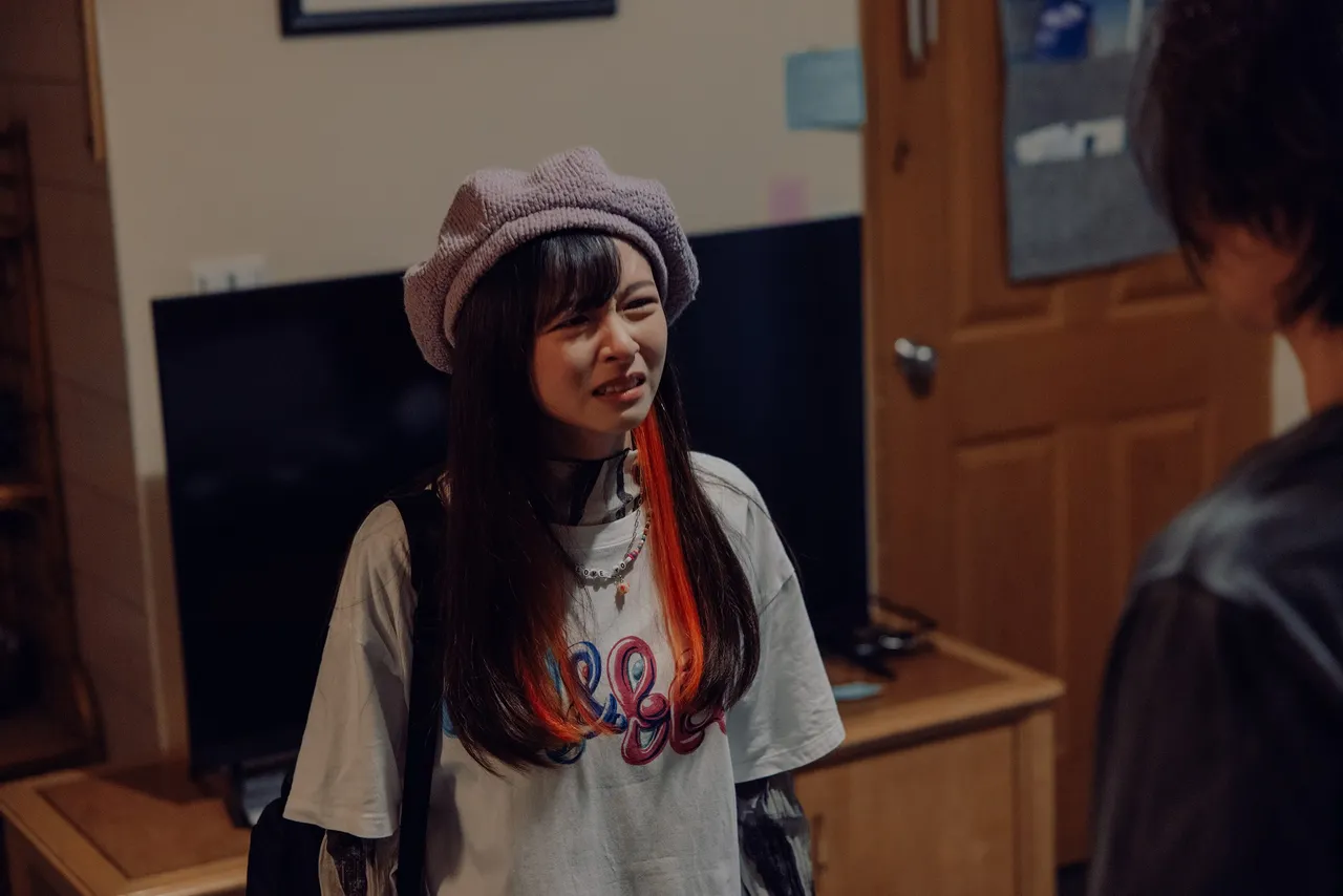 陳姸霏失望難過，於鄭伊健面前大哭。Netflix提供