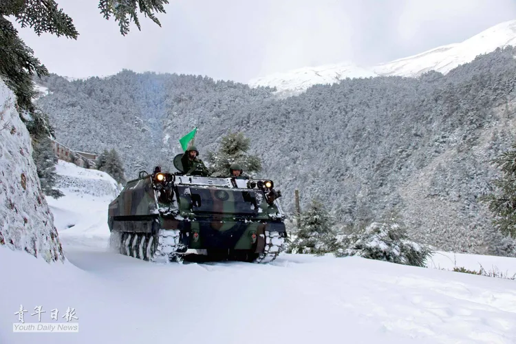 國軍部隊進駐武嶺營區。資料照，翻攝自青年日報臉書