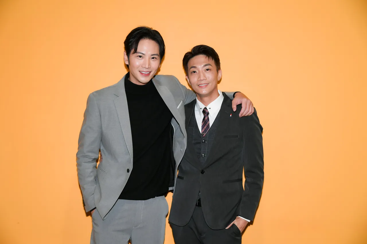 楚翔（右）認為現在上鏡頭剛剛好，左為李睿紳。三立提供