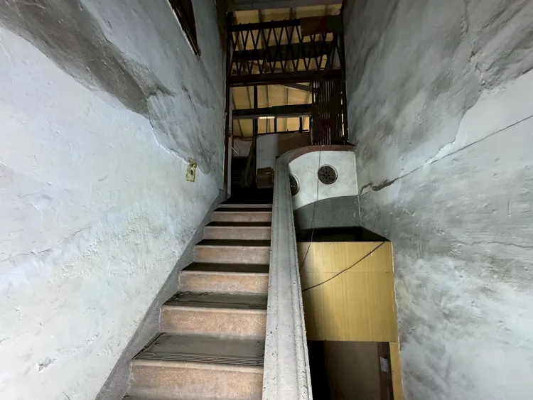 友松醫院整修前狀況。文化局提供