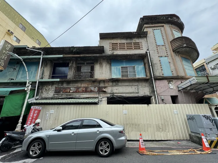 友松醫院是皮膚科、梅毒科、淋毒科的專門醫院。文化局提供