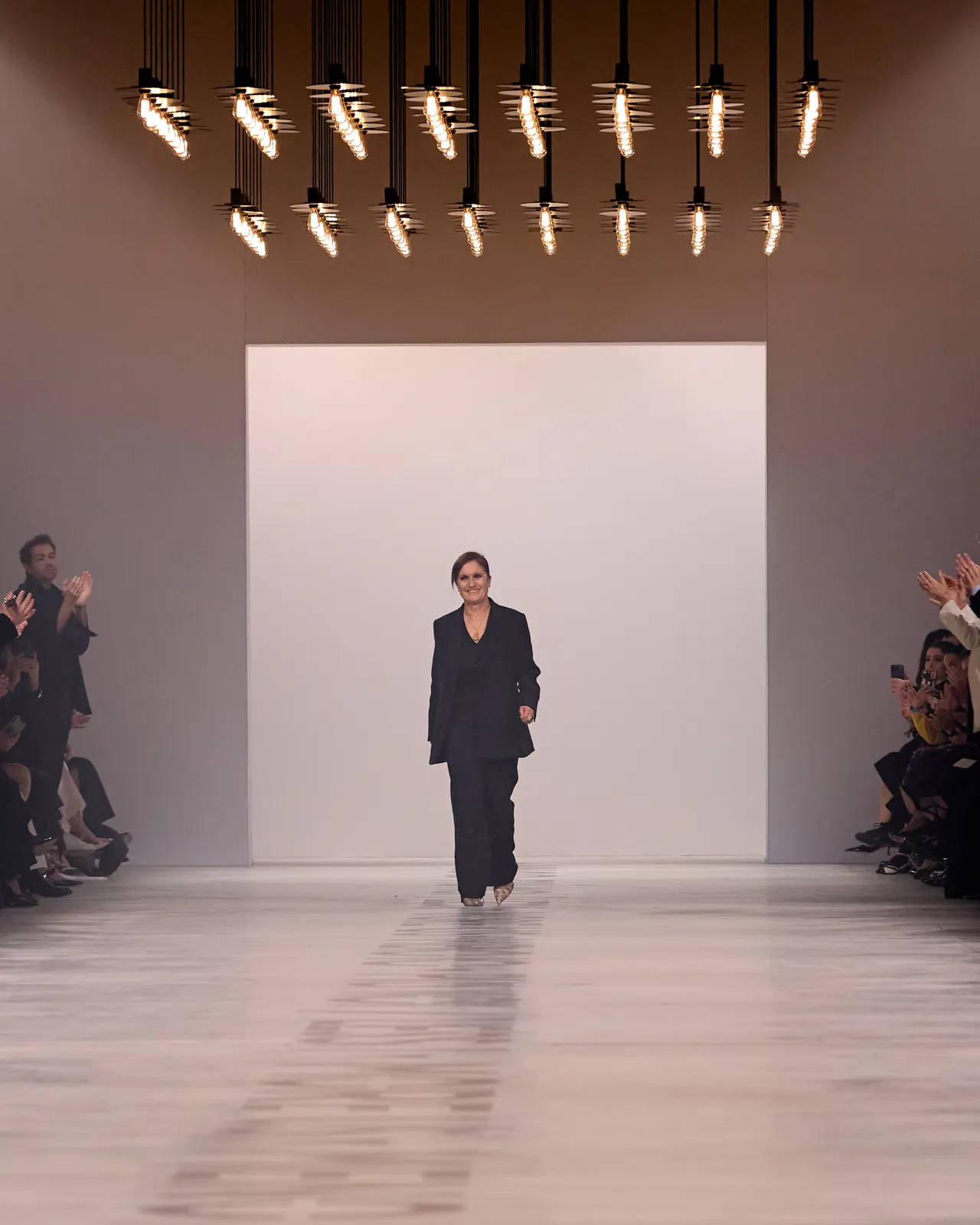 設計師Maria Grazia Chiuri為FENDI帶來上任後首秀。品牌提供