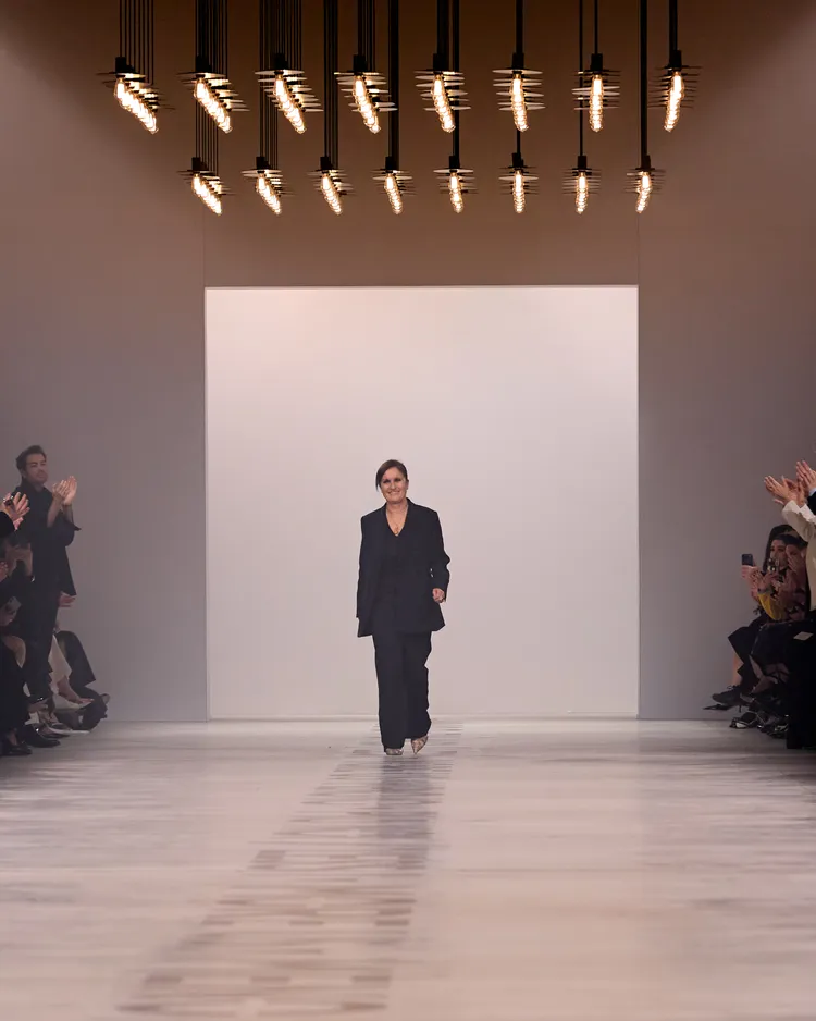 設計師Maria Grazia Chiuri為FENDI帶來上任後首秀。品牌提供