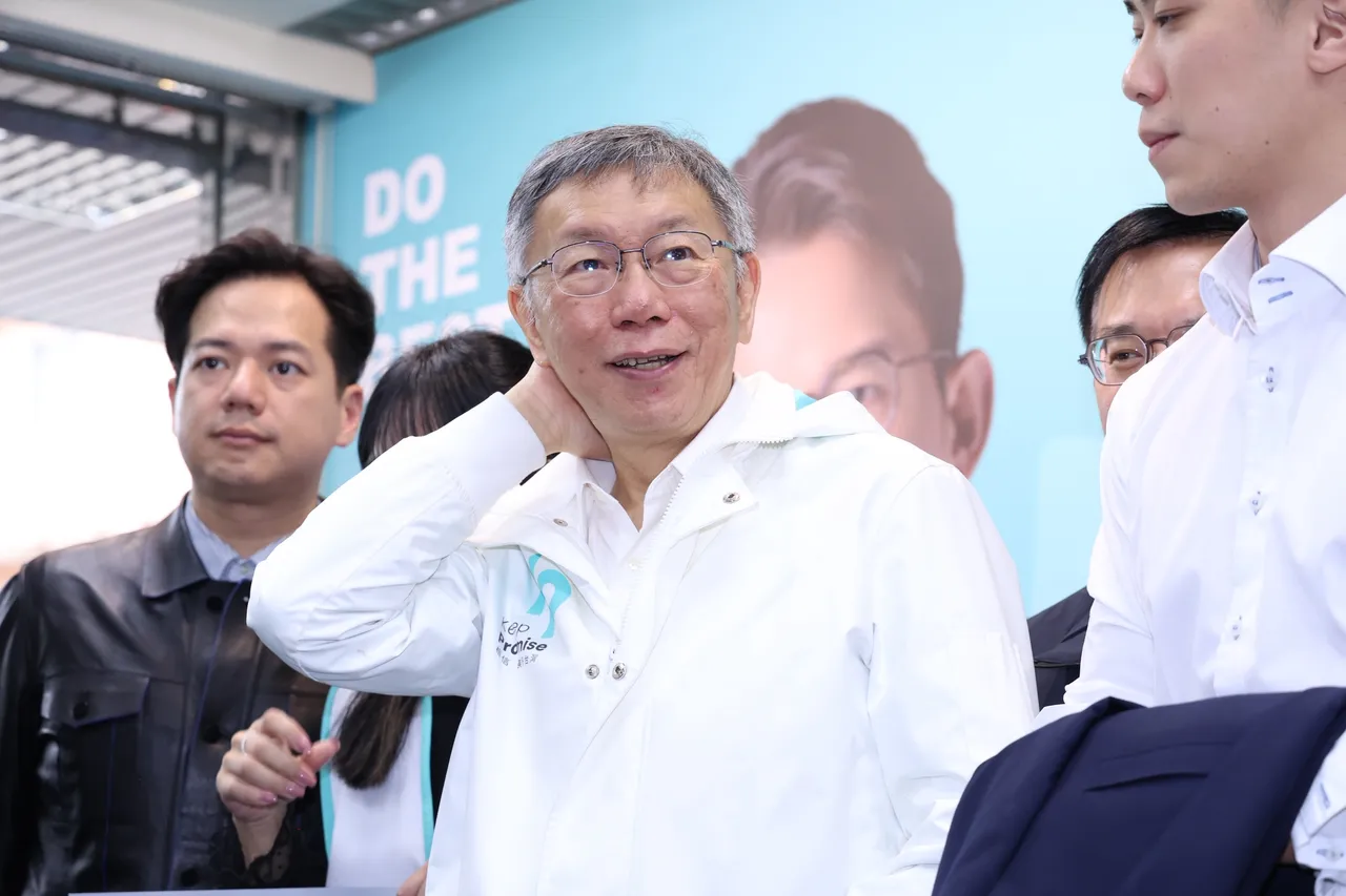 黃國昌新北市長競總開幕記者會，民眾黨前主席柯文哲。莊宗達攝