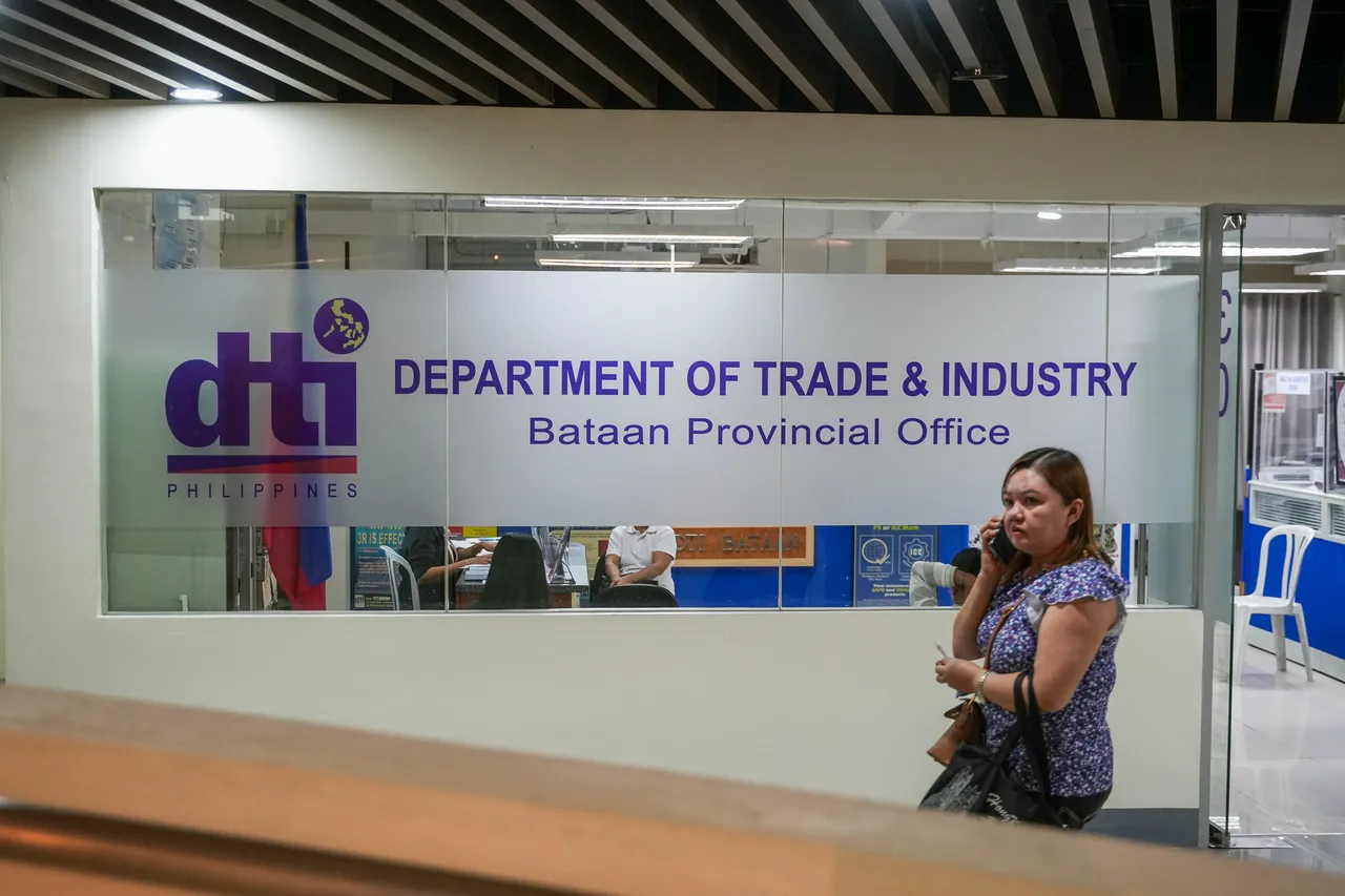 The Bunker提供一站式服務，讓洽公民眾不用再勞碌奔波。。田欣雲攝