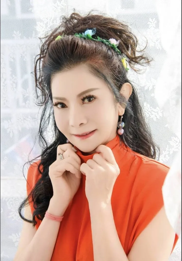 旅日歌手蔣雪櫻打造《媽祖出巡》MV，結合輕快歌舞，及紀錄片，推出後備受好評。華煬娛樂提供