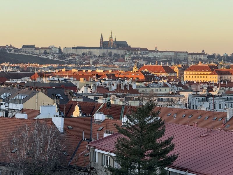 布拉格高堡神秘地下坑道 查理大橋原始雕像安然保存