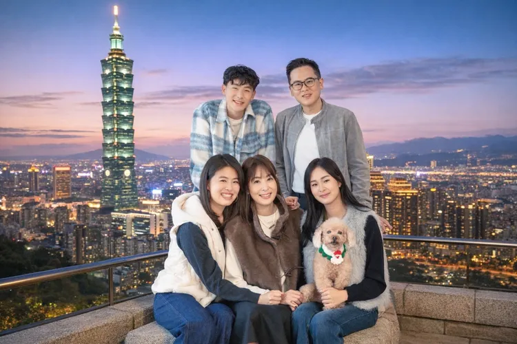 賈永婕透露這次發文連家人都狂阻止，但她堅持「寧可真實，也不要完美，也不要被包裝」。翻攝賈永婕臉書