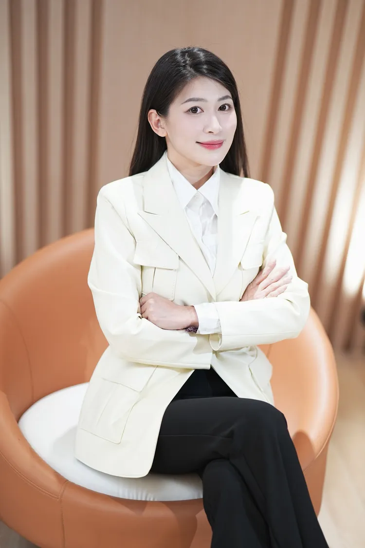 劉芩妤代表民眾黨參選台中市西屯區議員。彭欣偉攝