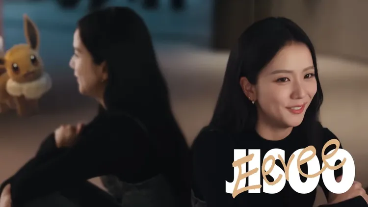 Jisoo最喜歡伊布。翻攝The Official Pokémon YouTube channel