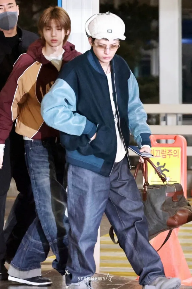 趙雨凡穿著「SGA」與Converse共同推出的聯名簽名鞋款SHAI 001。翻攝微博