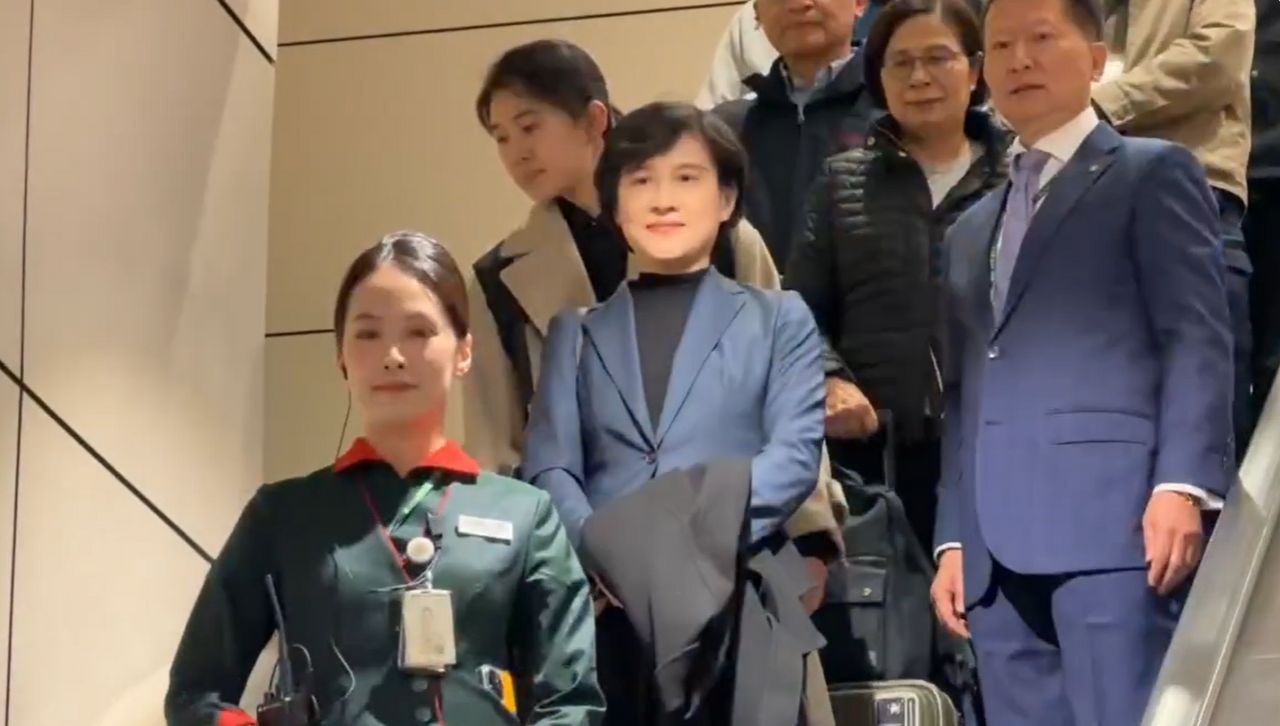 台美關稅談判落幕 鄭麗君返台:祝大家新年快樂