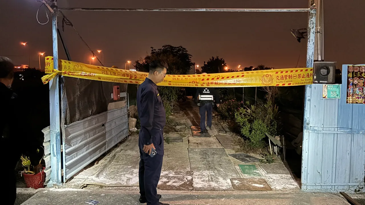 陳男殺傷妻子與小舅子後自殘，三人都被送醫急救。翻攝畫面