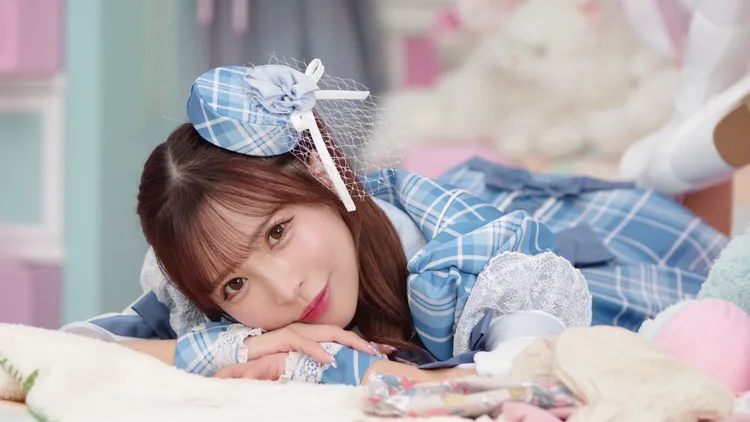 小那海綾。翻攝自小那海綾X