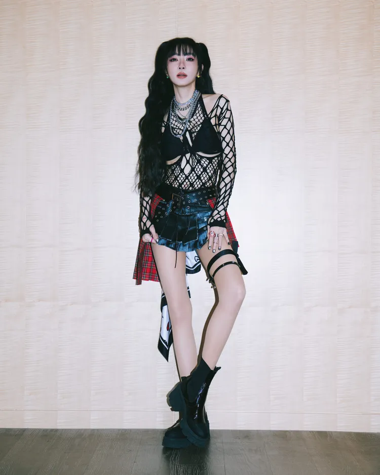 謝金燕與爸爸另類合作成驚喜彩蛋。出日音樂提供