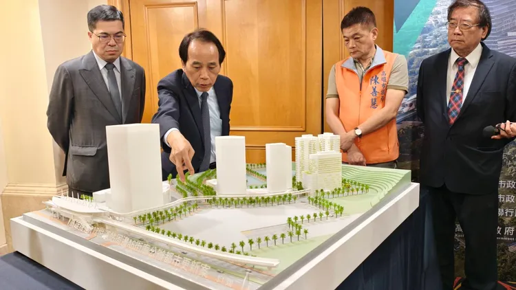 高市副市長林欽榮指出，台積電F22廠進展迅速，未來5座廠房全完工後，高雄將成為全球規模最大先進晶圓製程聚落。葉家銘攝