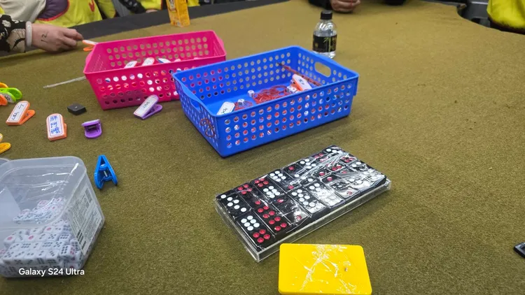 查扣賭具。楊梅警分局提供