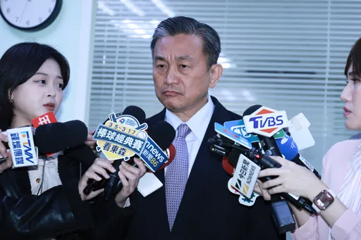 被爆奪小三、進出劉怡萱香閨　王定宇態度低調「大家是朋友」