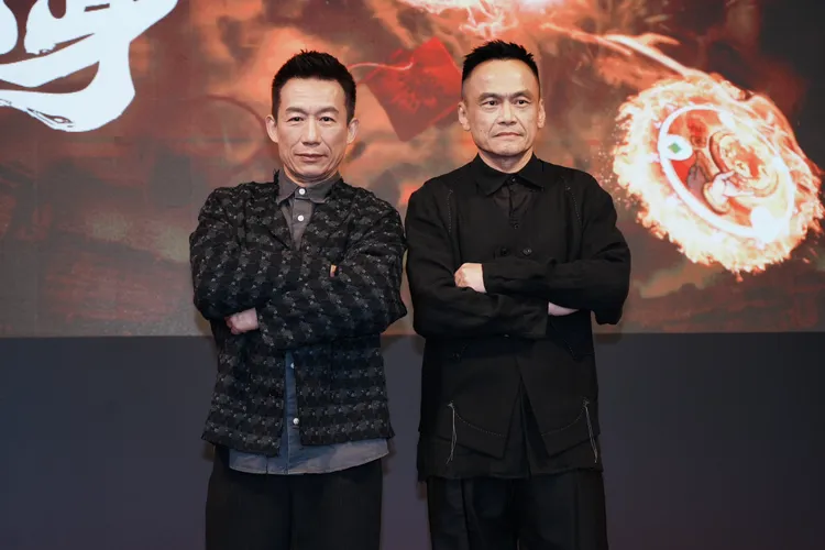 郭子乾（左）認為陳以文本身就有股壓迫感。彭欣偉攝