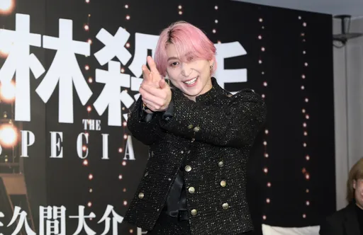 佐久間大介隨身帶槍帥氣「開射」！對這件事最不拿手喊：可以不要嗎