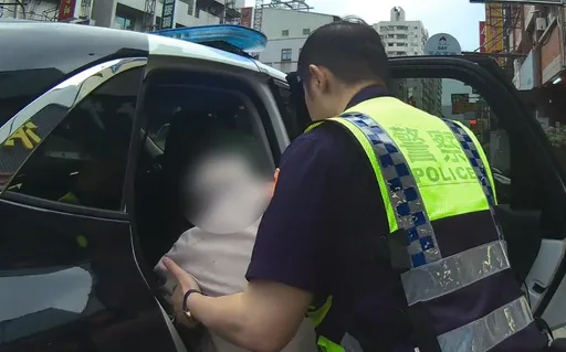 9旬翁臉手包紗布被誤認迷途　真相其實是...