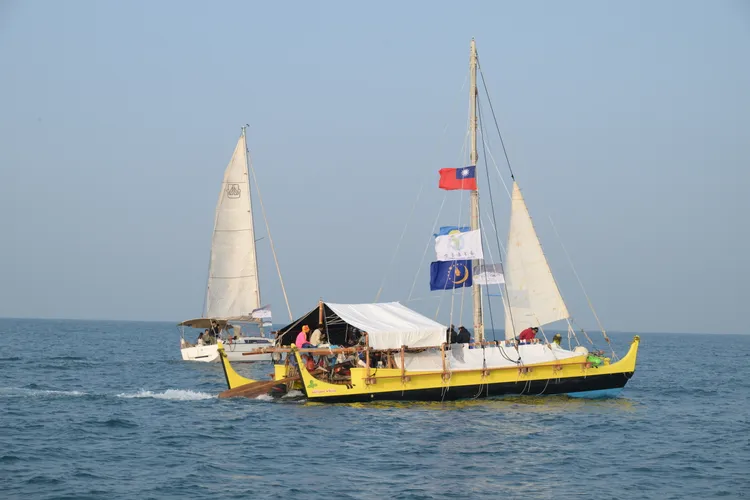 無私分享號海上伴航。翻攝畫面