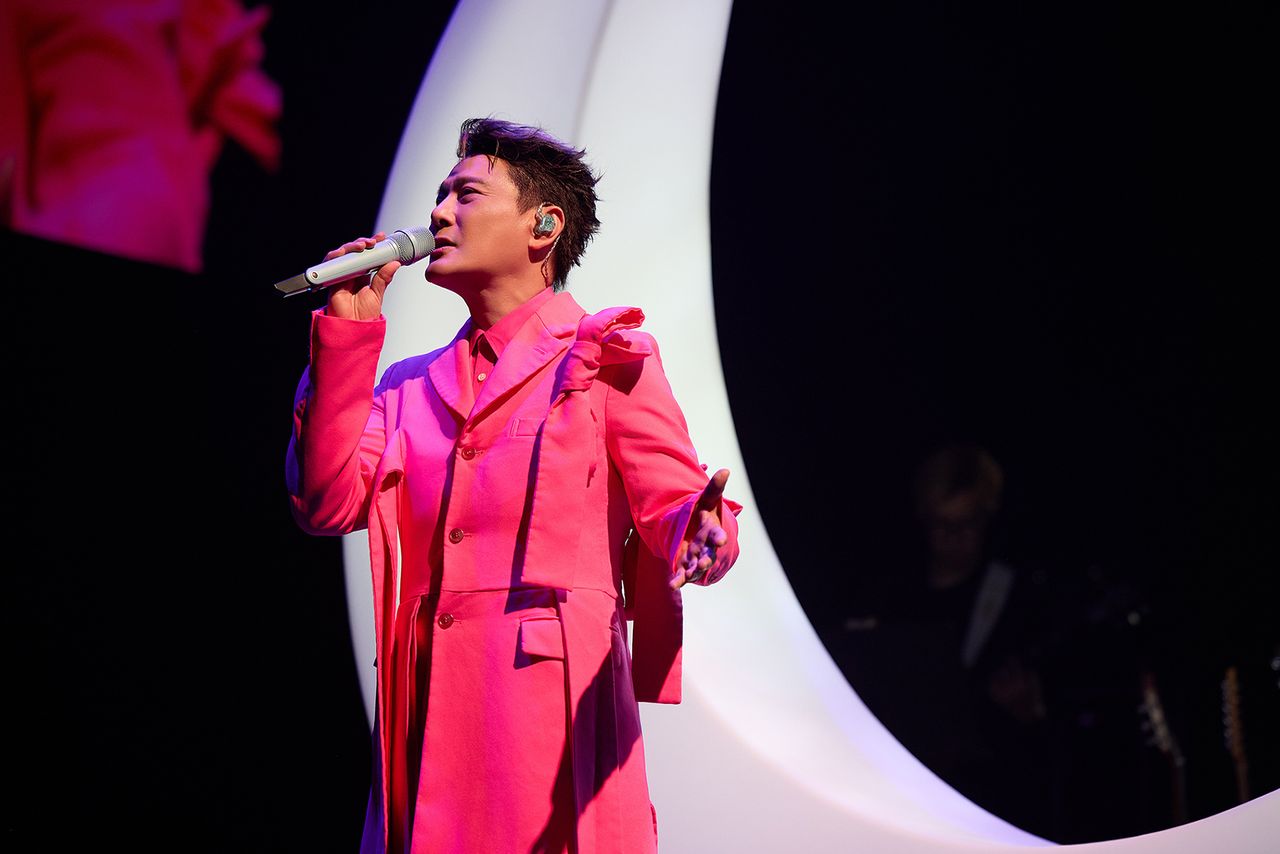 情歌王子張信哲太會撩 一句做你的男人告白「張太太」