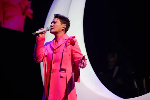 情歌王子張信哲太會撩　一句做你的男人告白「張太太」