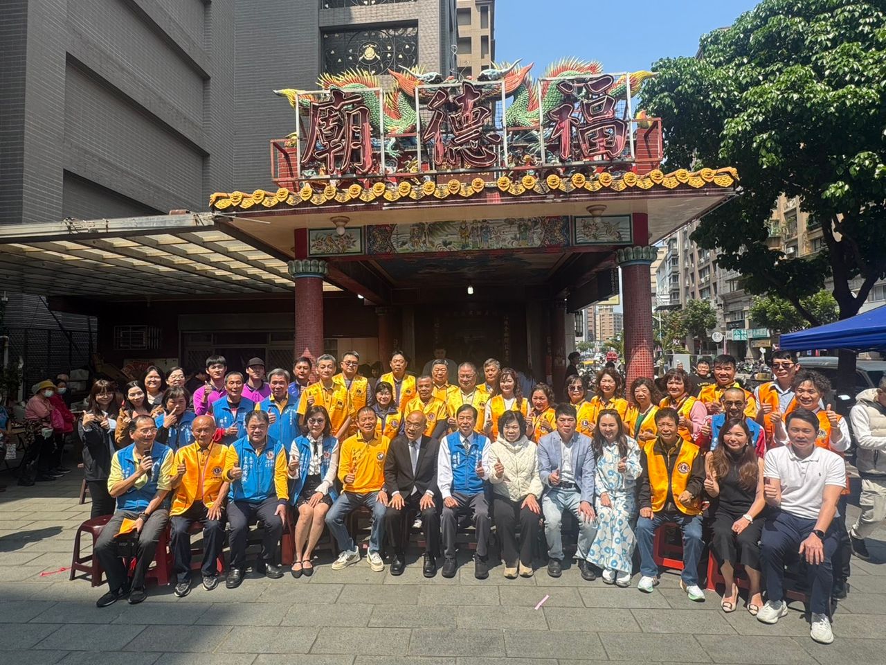 最暖土地公生日!甜甜圈象徵全年守護 蘆洲警民齊送愛