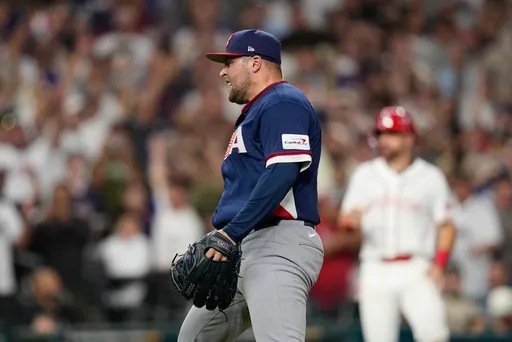 美國擋住加拿大強力反撲闖進經典賽4強　將與多明尼加力爭冠軍賽門票