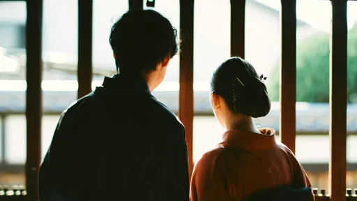 人妻擁吻還與酒吧男獨處3小時　法官：不算通姦「持續時間不長」