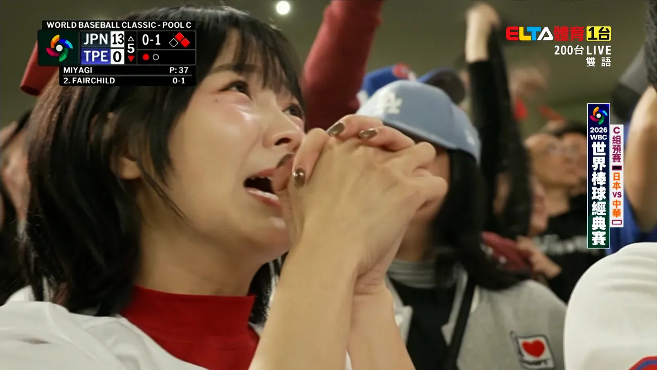 籃籃紅了！「祈禱全壘打」畫面被播出超過10秒　網：導播是她粉絲？