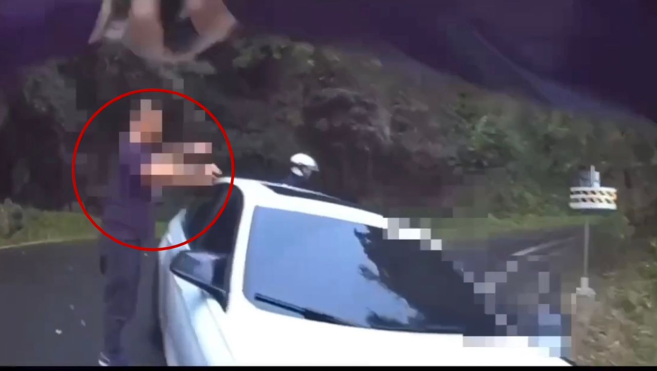 新北婦誤信投資廣告8次面交逾2千萬 警設局誘捕逮4詐團成員