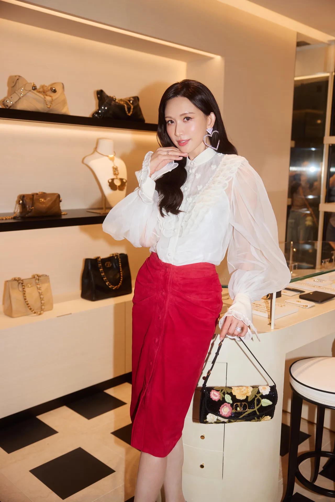 林志玲跑馬拉松的前一晚才參加Valentino藝術晚宴。品牌提供