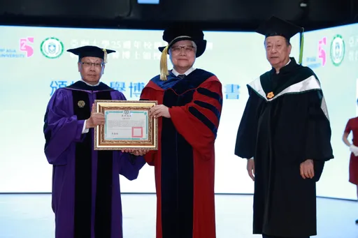 獲頒亞大榮譽博士　魏哲家：長照機器人是未來關鍵 