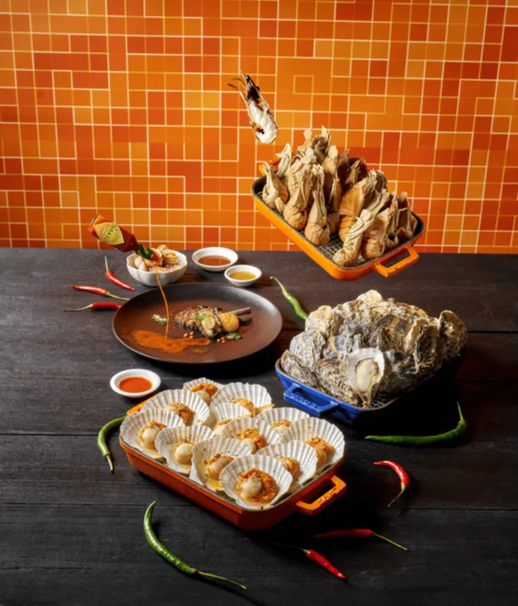 彩匯自助餐廳以多樣化的海陸料理為特色，有日本生蠔、蝦姑、扇貝等食材，讓賓客盡情大啖新鮮海味。台北美福大飯店提供