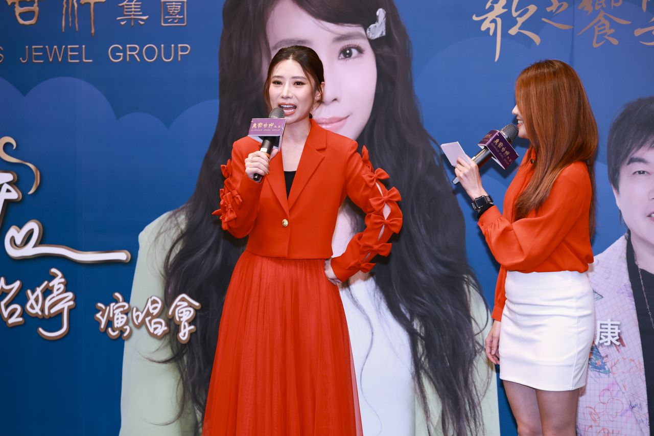 《一級棒》女歌手輸卵管長子宮肌瘤恐不孕 家中大火父病危術後首露面