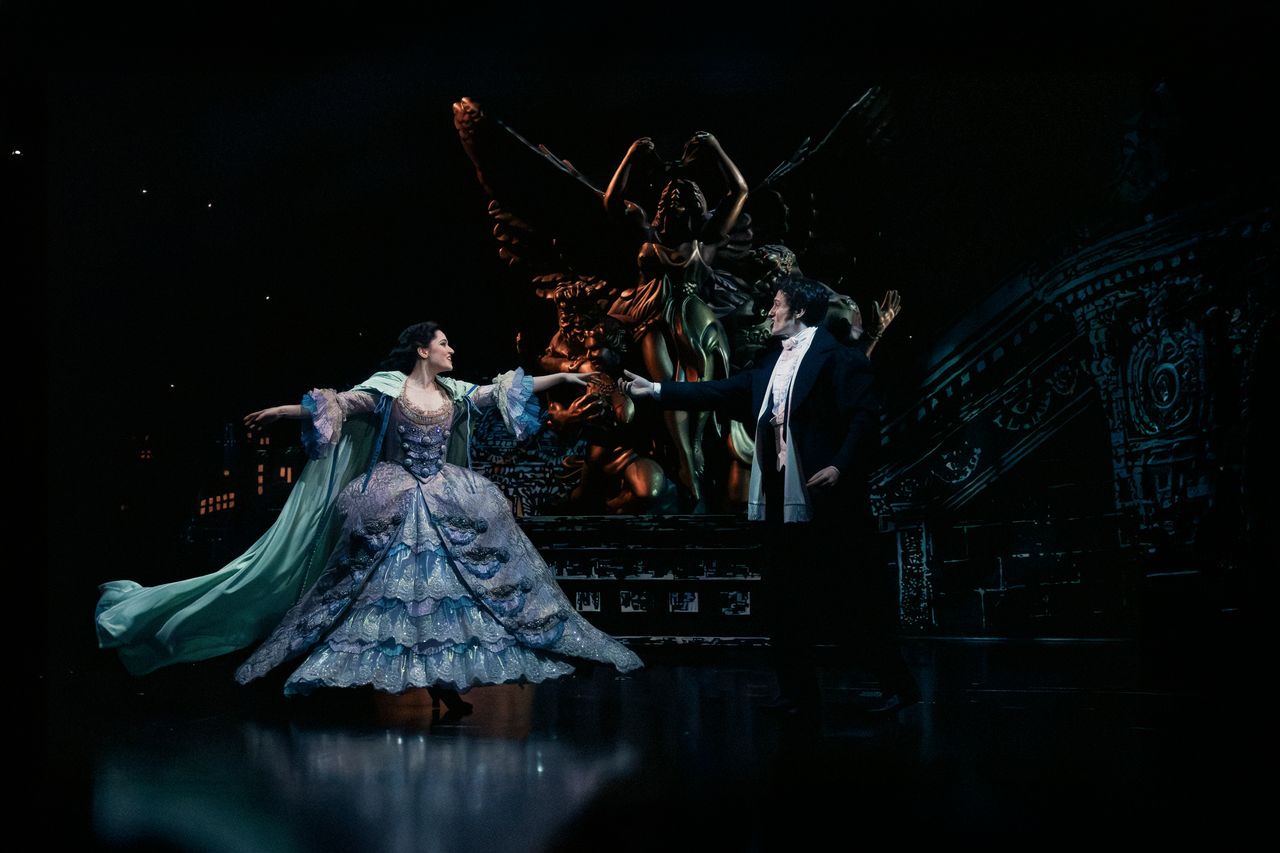 《歌劇魅影》原裝舞台進駐衛武營!動用21個貨櫃百人團隊來台