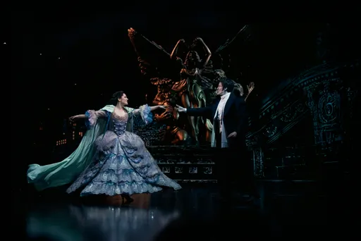 《歌劇魅影》原裝舞台進駐衛武營！動用21個貨櫃百人團隊來台